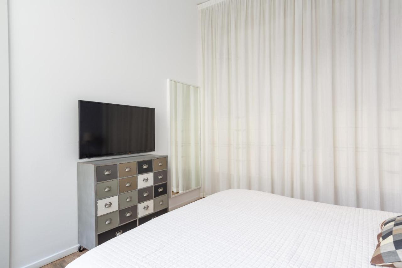 Tricolore Modern And Cozy Apartment Milan Bagian luar foto