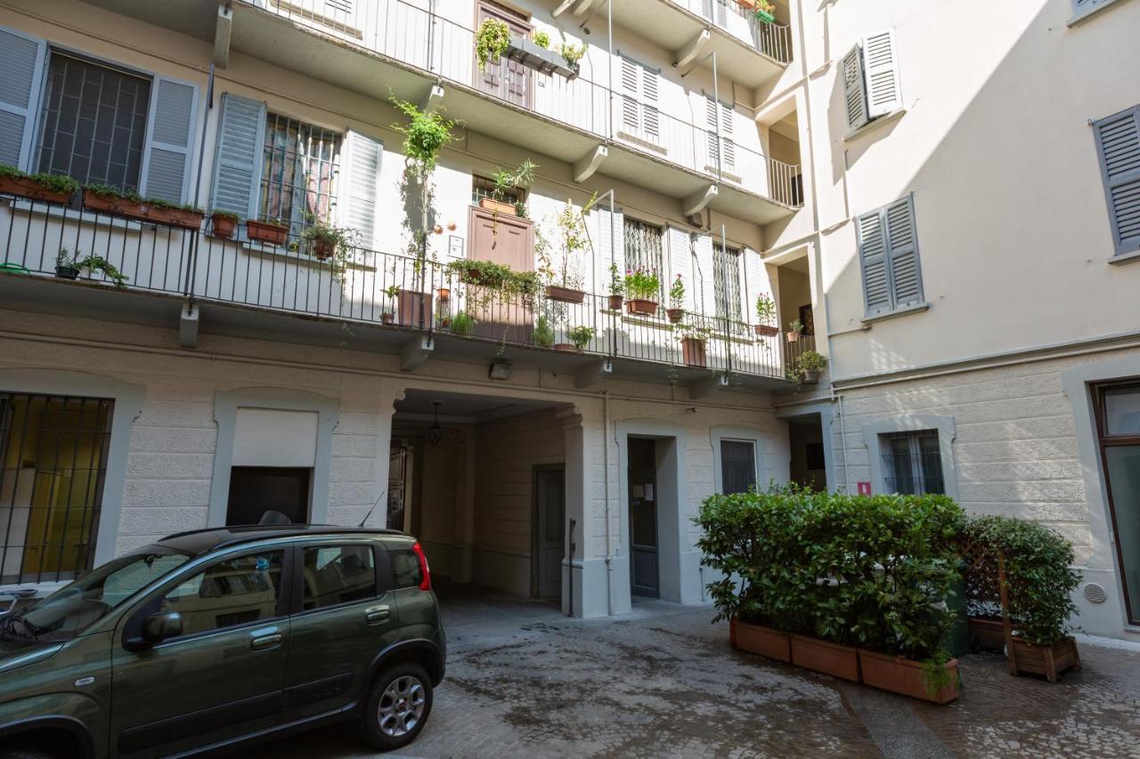 Tricolore Modern And Cozy Apartment Milan Bagian luar foto